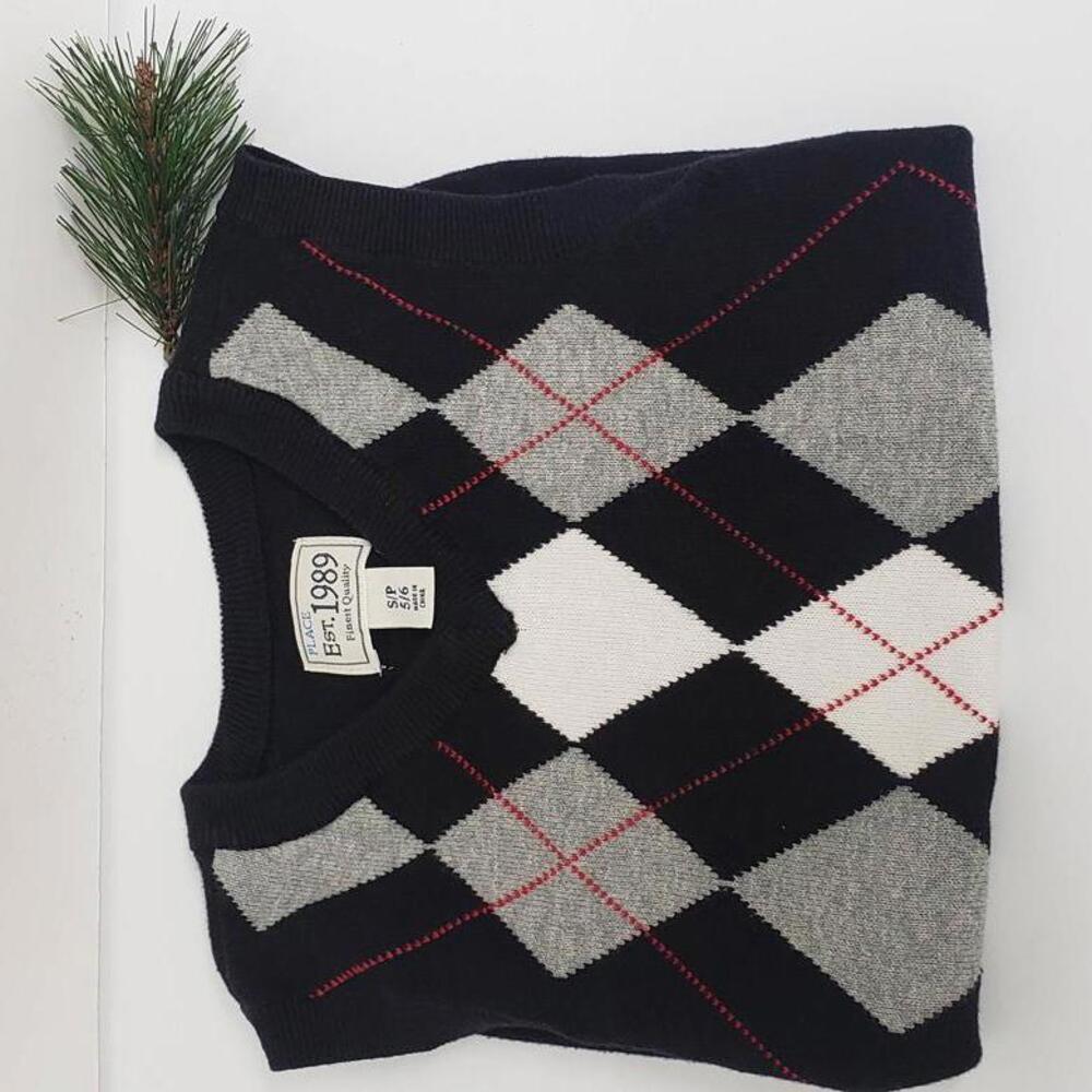 Stylish Argyle Sweater Vest